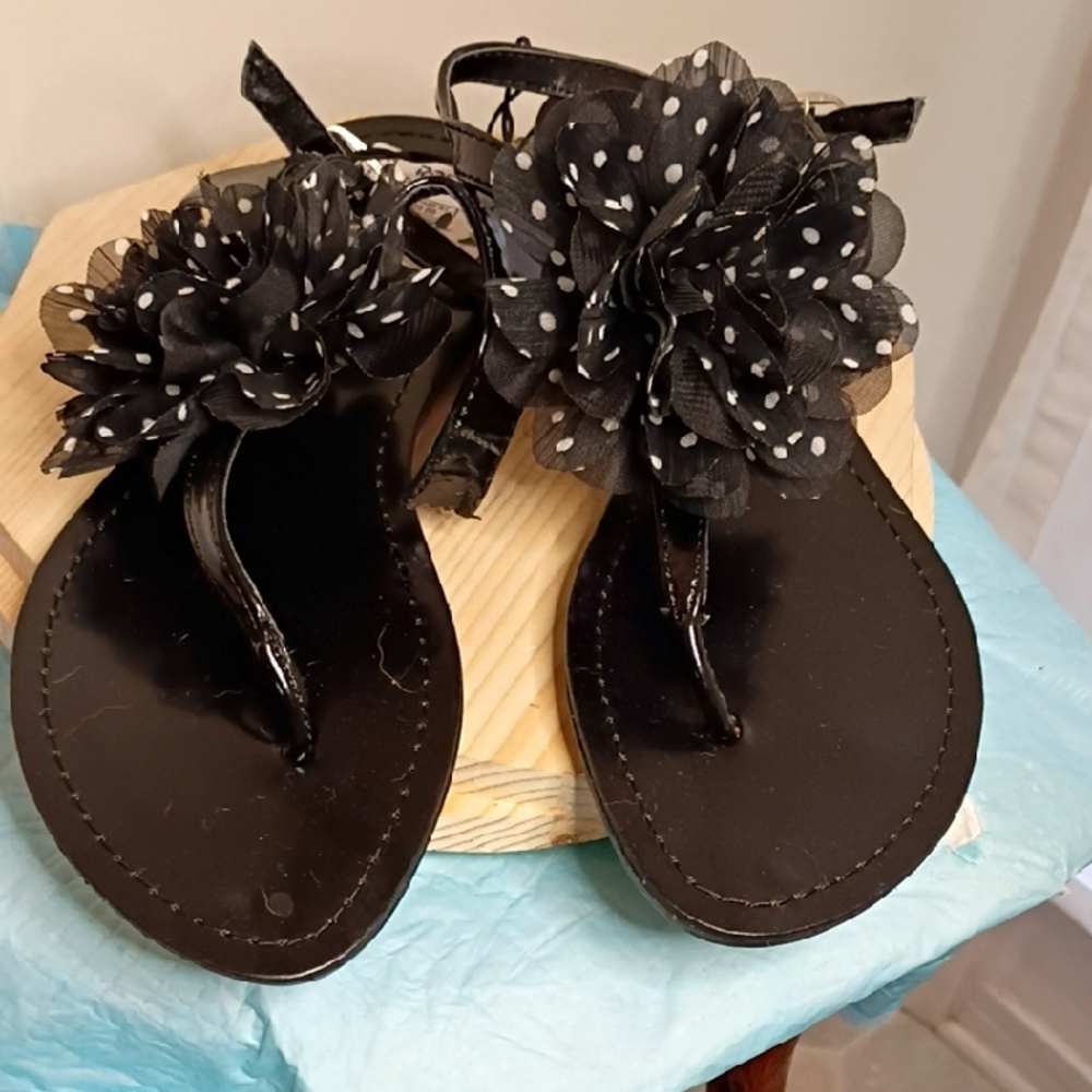 Nicole Black Floral Women's Sandals